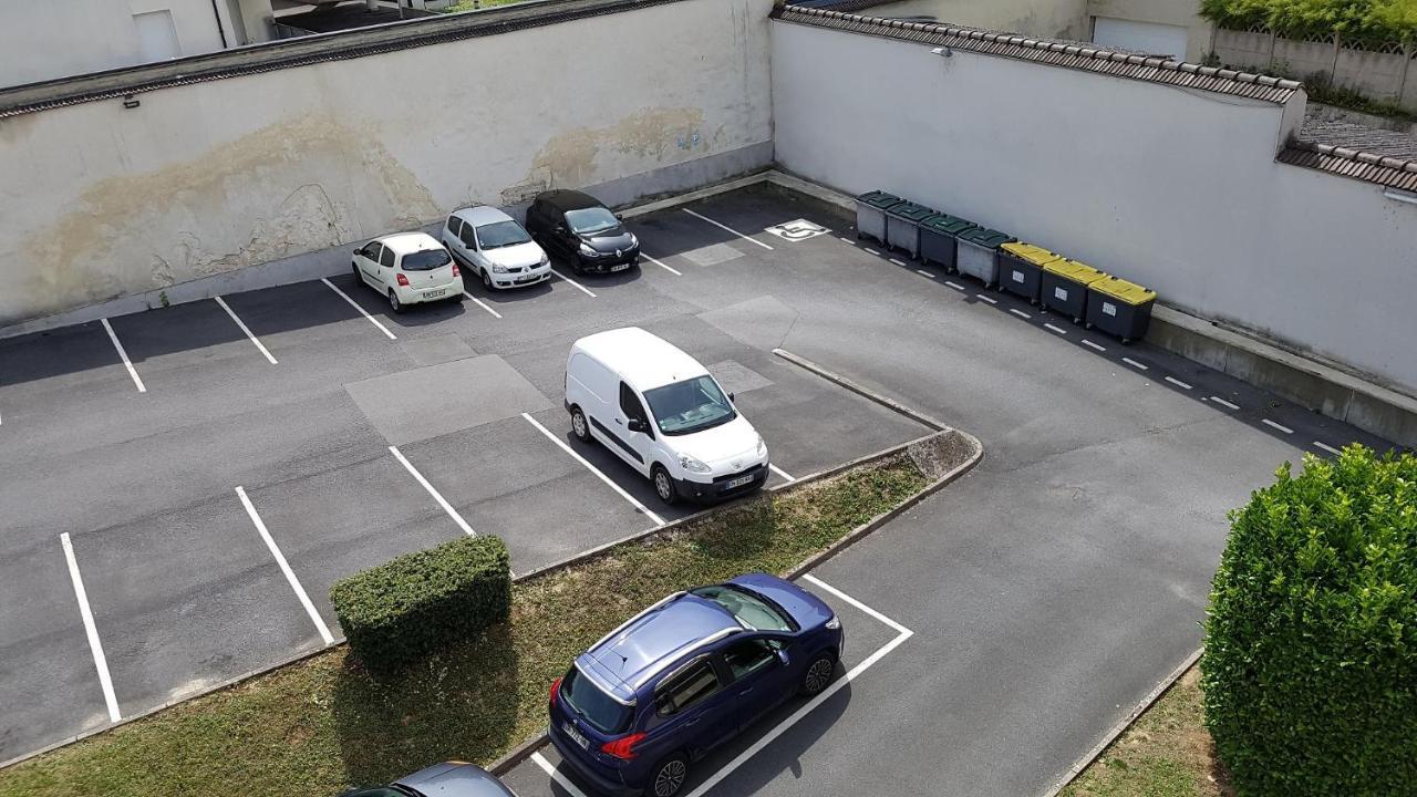 Victoria-T2-41M2-Balcon, Wifi, Linge, Produits, Menage Inclus Apartment Reims Exterior photo
